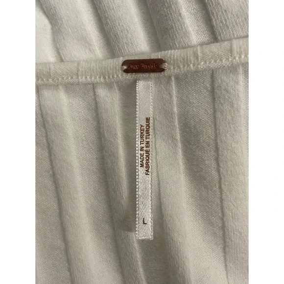 Free People White Knit Top NWOT Size Large - Picture 4 of 4